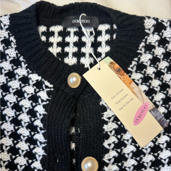 Cardigan Sweater V Neck Button Down Plaid Knit - Picture 7 of 7